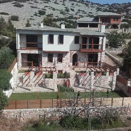 Redstone Luxury Villa