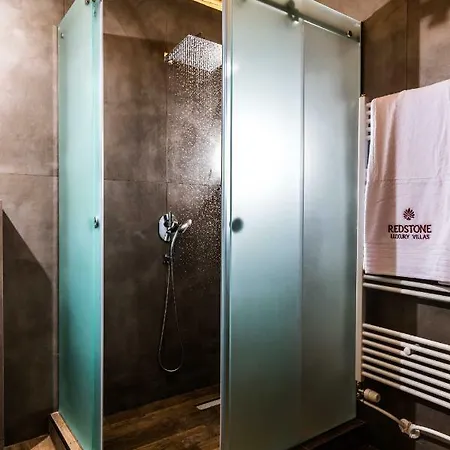 Redstone Luxury 别墅