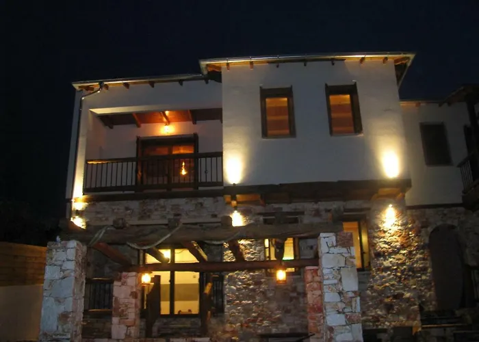 Redstone Luxury Villa *